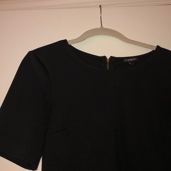 Short sleeve dress top - Picture 2 of 2